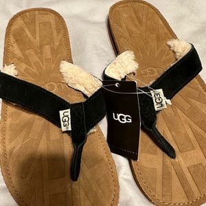 UGG Flip flops. Woman’s size 8. New with tags